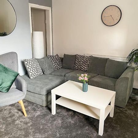 Apartamento Perfect For Contractors & Families! 7 Beds Free Parking Birmingam Exterior foto